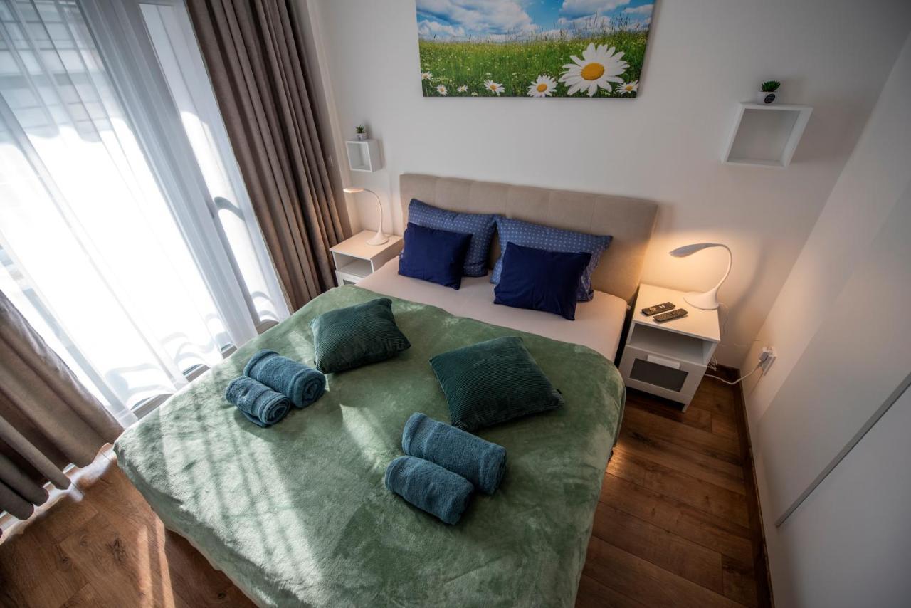 Lovely Apartman- Free Parking Pécs Exterior foto